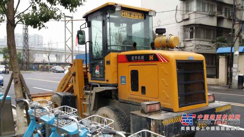 湖北出售转让二手700小时2016年宏宇928装载机