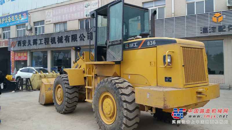 陕西出售转让二手450小时2014年柳工CLG836装载机