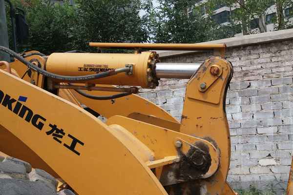 陕西出售转让二手2831小时2012年龙工LG50C装载机