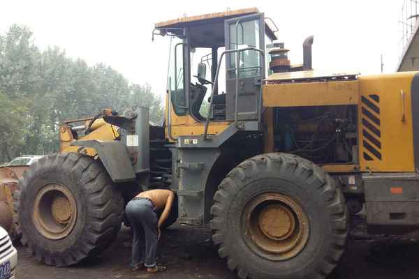 山西出售转让二手6000小时2011年临工LG953装载机