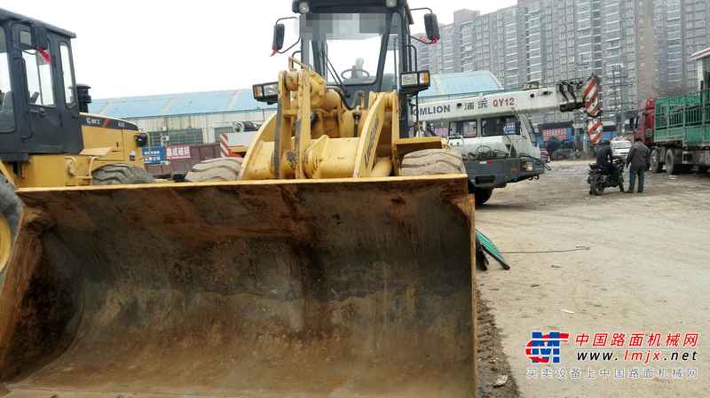 湖南出售转让二手2000小时2015年柳工CLG855装载机