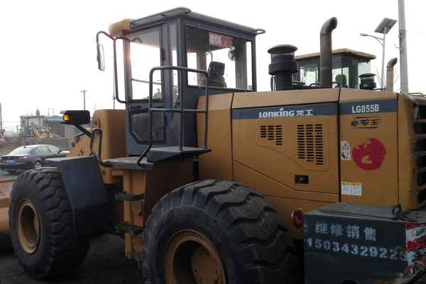 山西出售转让二手1900小时2014年龙工LG855B装载机