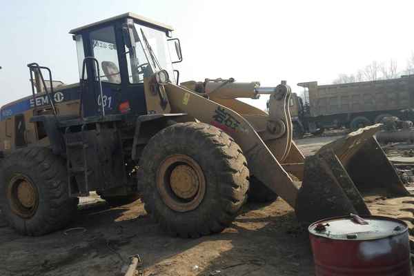 山西出售转让二手4900小时2010年山工SEM650装载机