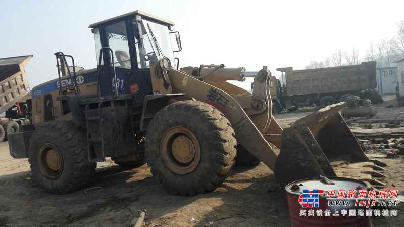 山西出售转让二手4900小时2010年山工SEM650装载机