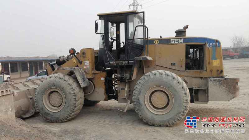 山西出售转让二手4700小时2010年山工SEM650B装载机