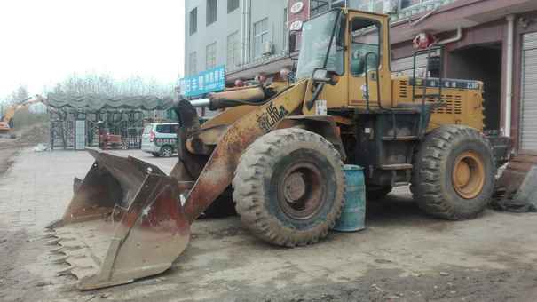 陕西出售转让二手9000小时2006年山工ZL50F装载机