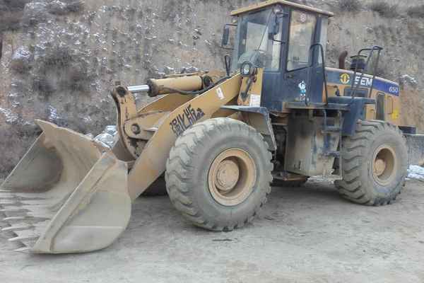 山西出售转让二手6400小时2009年山工SEM650装载机