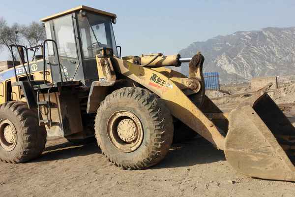 山西出售转让二手6100小时2009年山工SEM650装载机