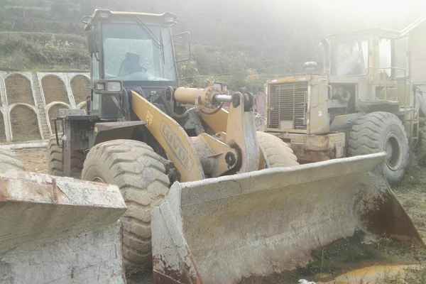贵州出售转让二手8200小时2010年福田雷沃FL956F装载机