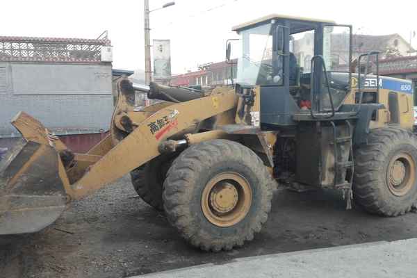 山西出售转让二手4900小时2008年山工SEM650装载机