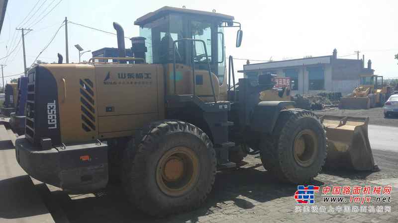 山西出售转让二手2800小时2013年临工LG953L装载机