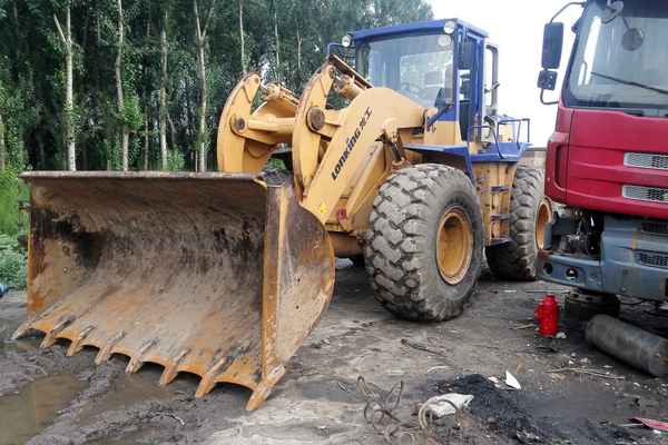 山西出售转让二手5000小时2011年龙工LG850装载机