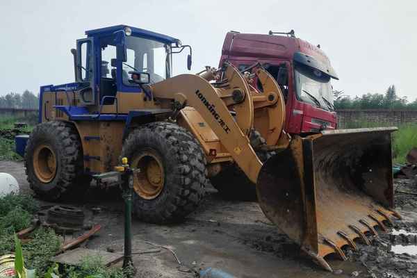 山西出售转让二手5000小时2011年龙工LG850装载机