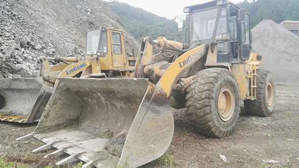 贵州出售转让二手7034小时2011年柳工CLG855装载机