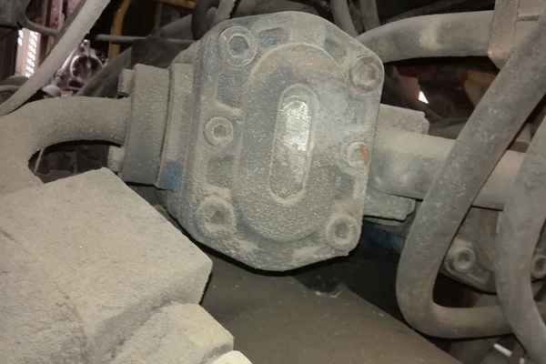 江西出售转让二手8000小时2005年龙工ZL50D装载机