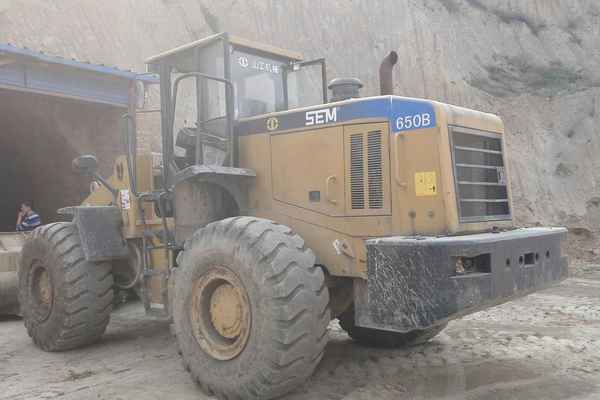 山西出售转让二手1500小时2010年山工SEM650B装载机
