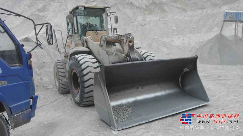 山西出售转让二手5100小时2011年临工LG953装载机