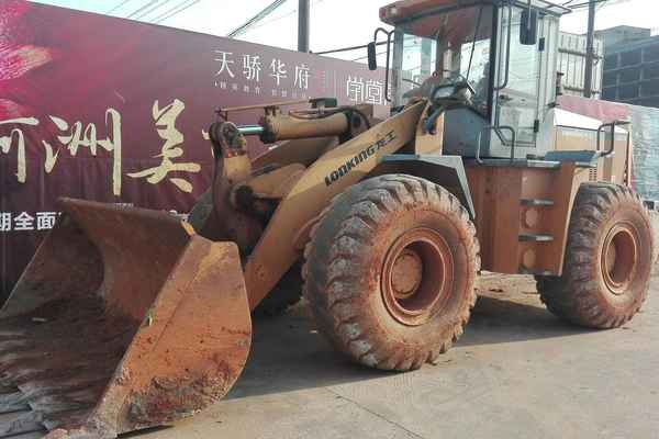 江西出售转让二手5600小时2010年龙工LG853装载机