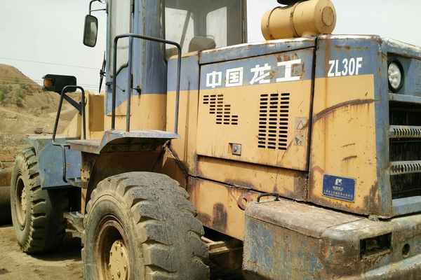 辽宁出售转让二手8000小时2004年龙工ZL30F装载机