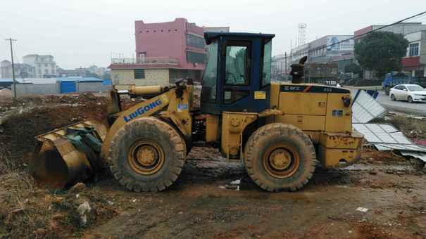 湖南出售转让二手4682小时2010年柳工CLG855装载机