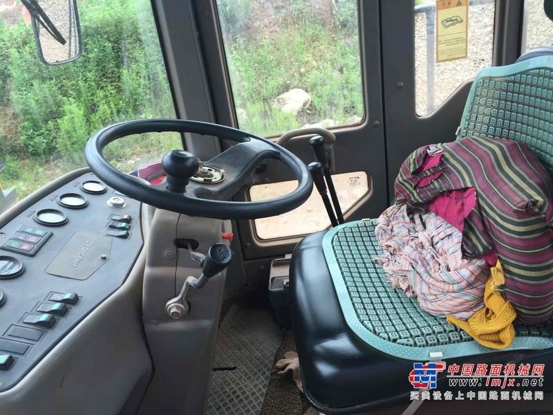 江西出售转让二手2500小时2014年晋工JGM755II装载机