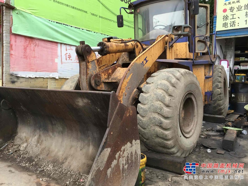 贵州出售转让二手8560小时2005年龙工LG855装载机