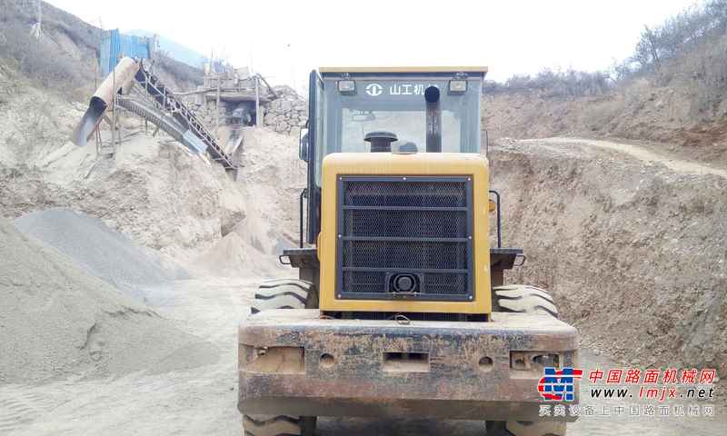 山西出售转让二手2900小时2014年山工SEM630B装载机