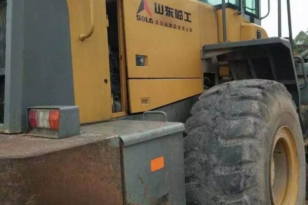 山西出售转让二手7806小时2009年临工LG953装载机