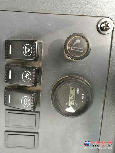 云南出售转让二手1270小时2013年柳工CLG855装载机