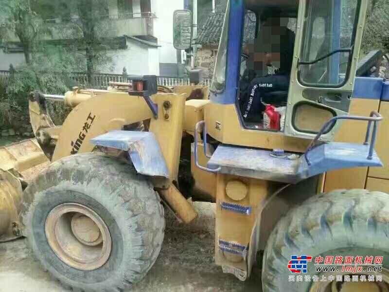 湖北出售转让二手9000小时2010年龙工LG850装载机