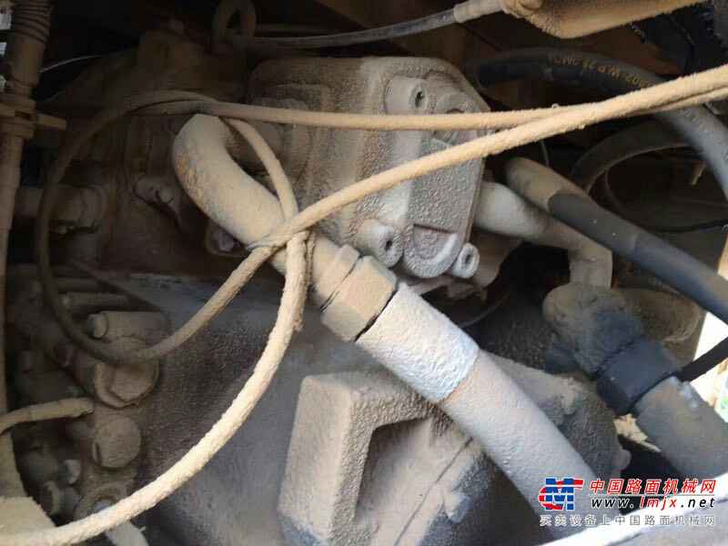 江西出售转让二手7600小时2009年龙工850装载机