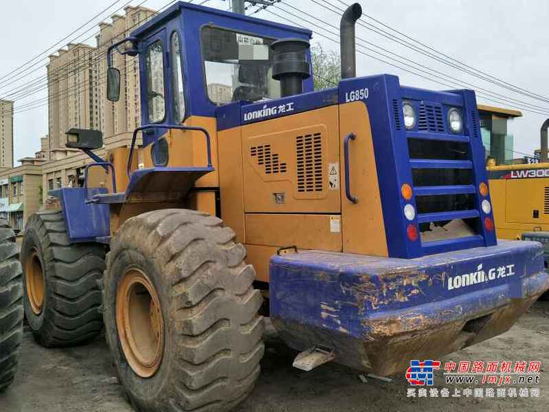 辽宁出售转让二手5000小时2010年龙工LG850装载机