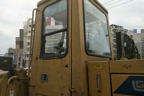四川出售转让二手4000小时2009年柳工ZL30E装载机
