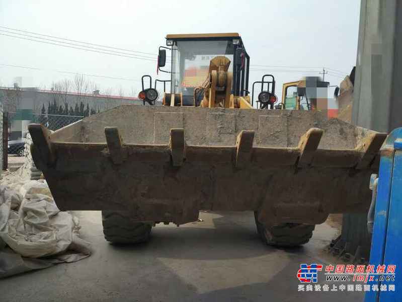 山东出售转让二手2800小时2013年山工SEM650装载机