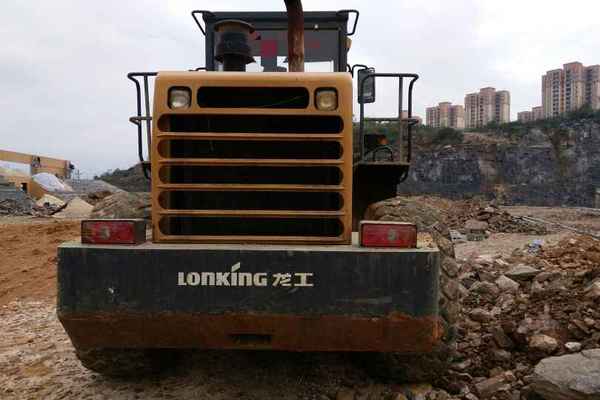 贵州出售转让二手6500小时2010年龙工LG855D装载机