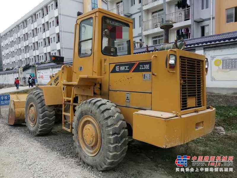 贵州出售转让二手6800小时2009年柳工ZL30E装载机