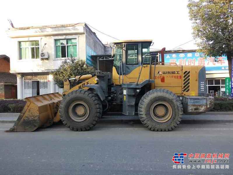 陕西出售转让二手4000小时2012年临工LG953装载机