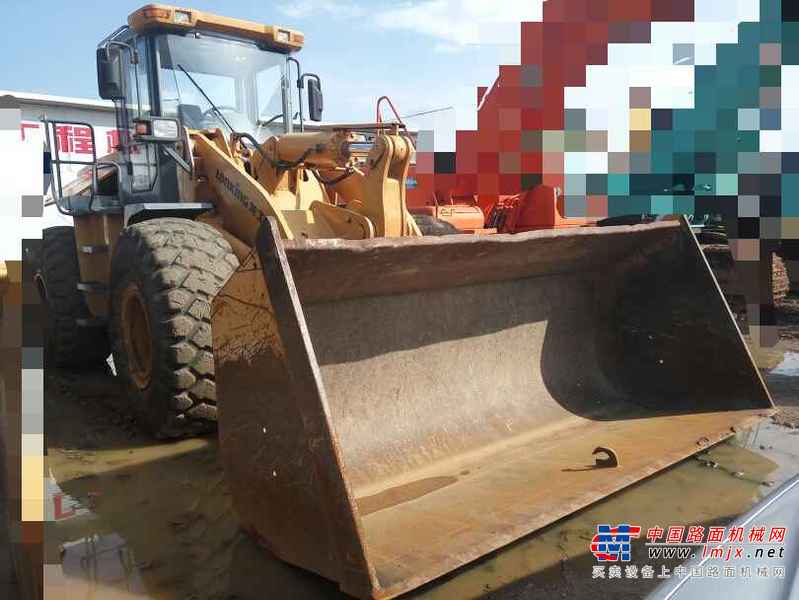 云南出售转让二手2000小时2013年龙工LG855D装载机