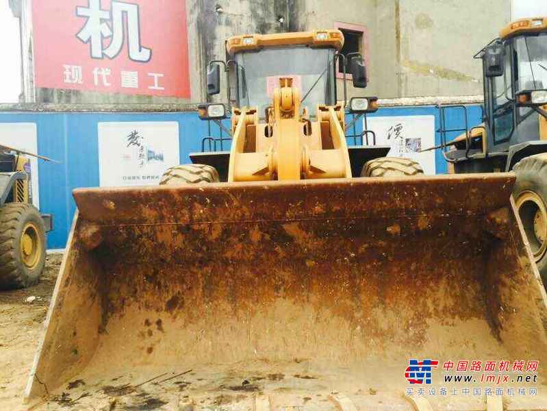 云南出售转让二手2800小时2014年龙工LG855D装载机