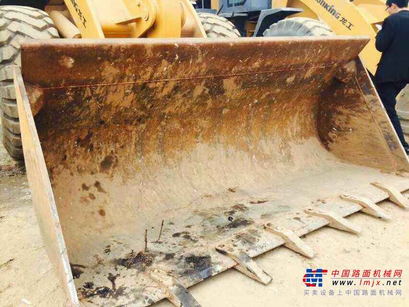 云南出售转让二手2800小时2014年龙工LG855D装载机