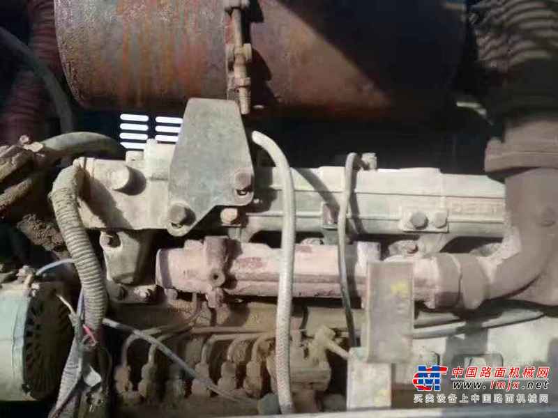 湖北出售转让二手8000小时2008年龙工LG833装载机