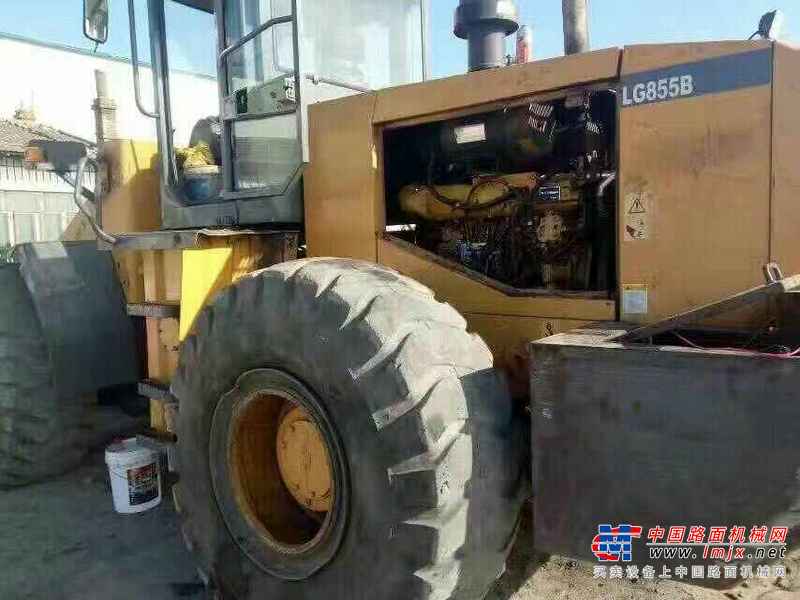 内蒙古出售转让二手2600小时2010年龙工LG855装载机
