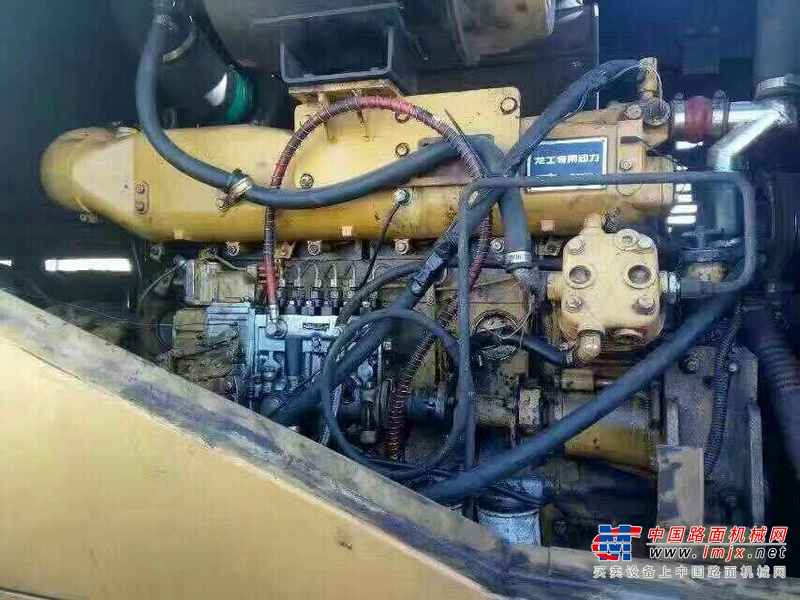内蒙古出售转让二手2600小时2010年龙工LG855装载机