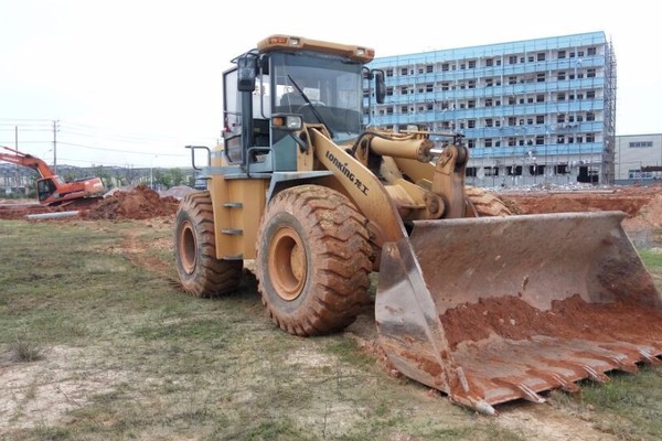江西出售转让二手4080小时2011年龙工LG853装载机