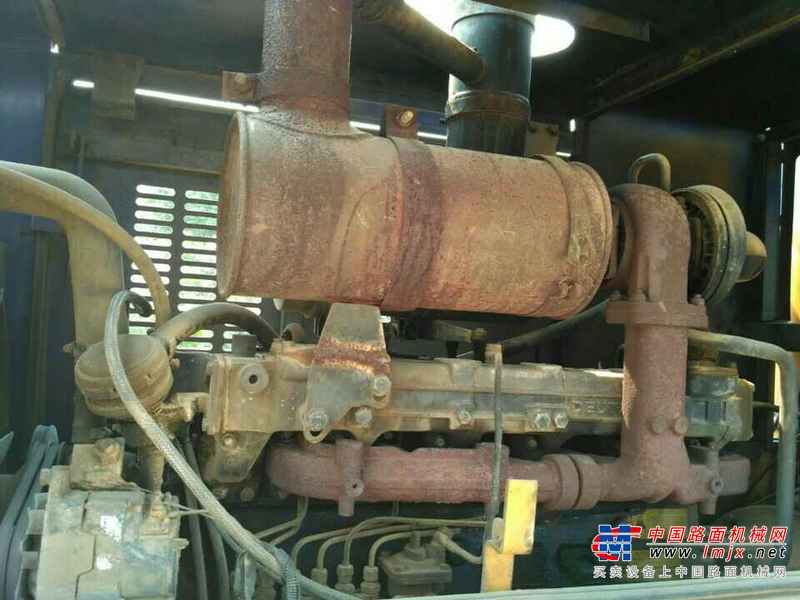 江西出售转让二手4218小时2010年龙工LG833装载机
