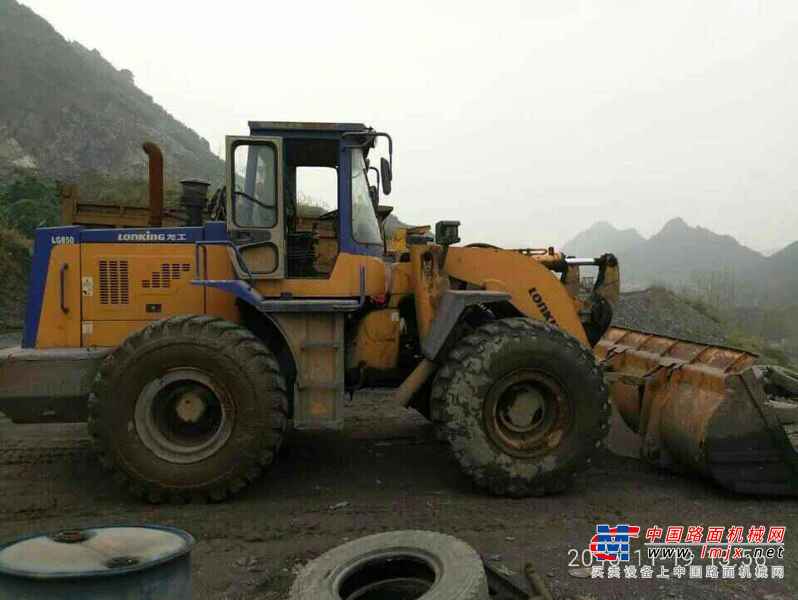 江西出售转让二手5600小时2010年龙工LG853B装载机
