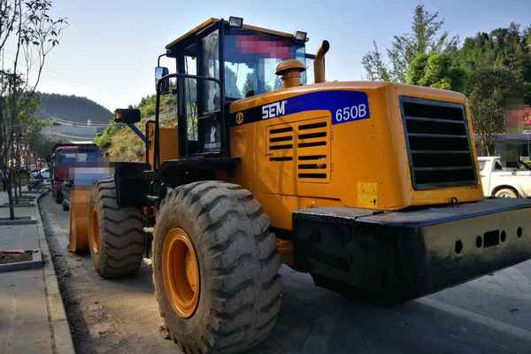 贵州出售转让二手8962小时2009年山工SEM952装载机