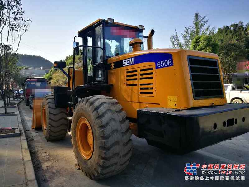 贵州出售转让二手8962小时2009年山工SEM952装载机