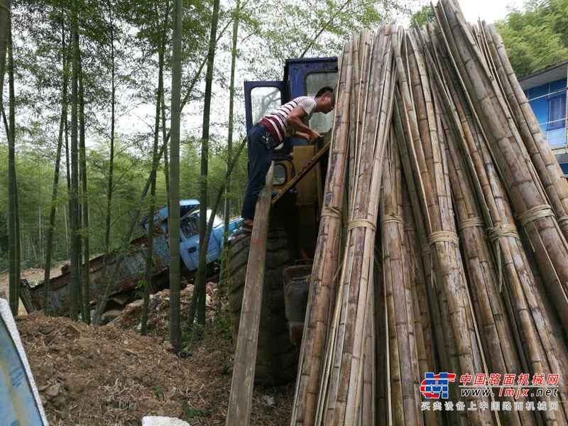 江西出售转让二手20000小时2004年龙工850装载机
