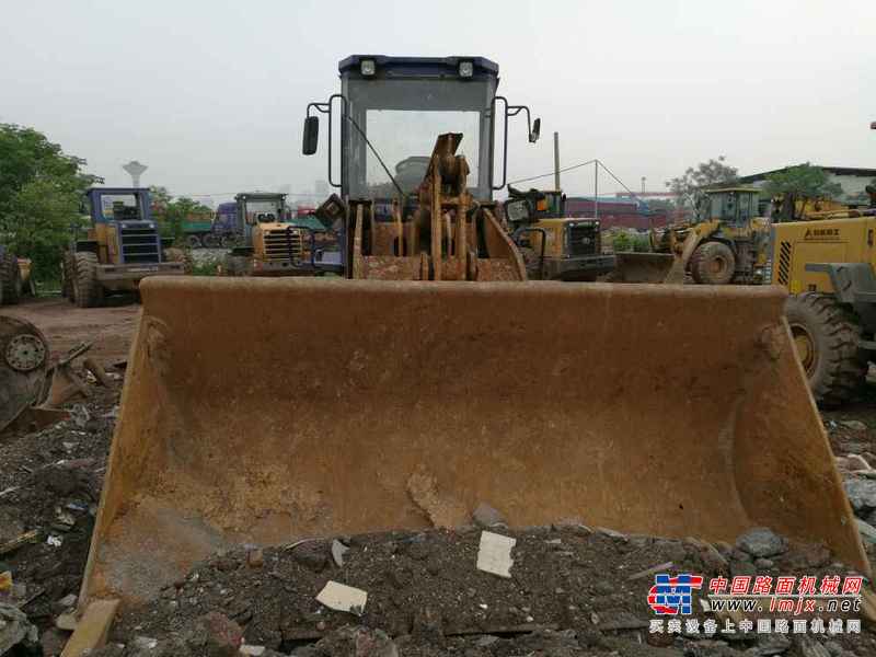 江西出售转让二手4000小时2010年龙工LG833装载机